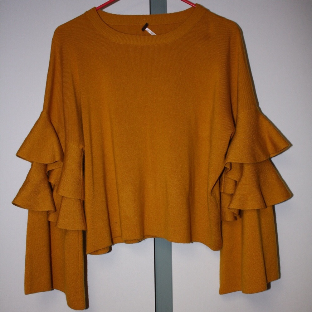 Mustard Yellow cropped sweater with flared sleeves